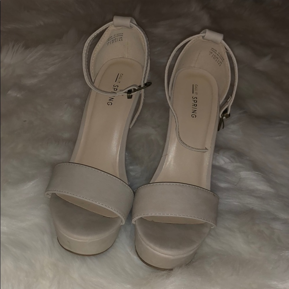 Wedge heels by Call it spring